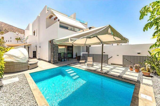 لوس كريستيانوس Luxury Villa Tropical Private Heated Pool المظهر الخارجي الصورة
