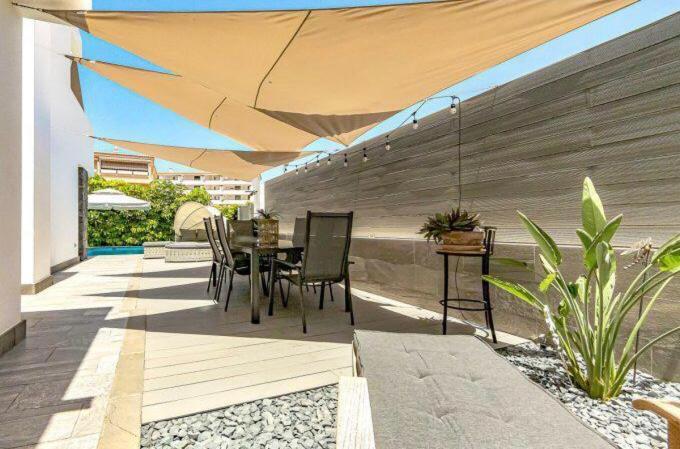 لوس كريستيانوس Luxury Villa Tropical Private Heated Pool المظهر الخارجي الصورة